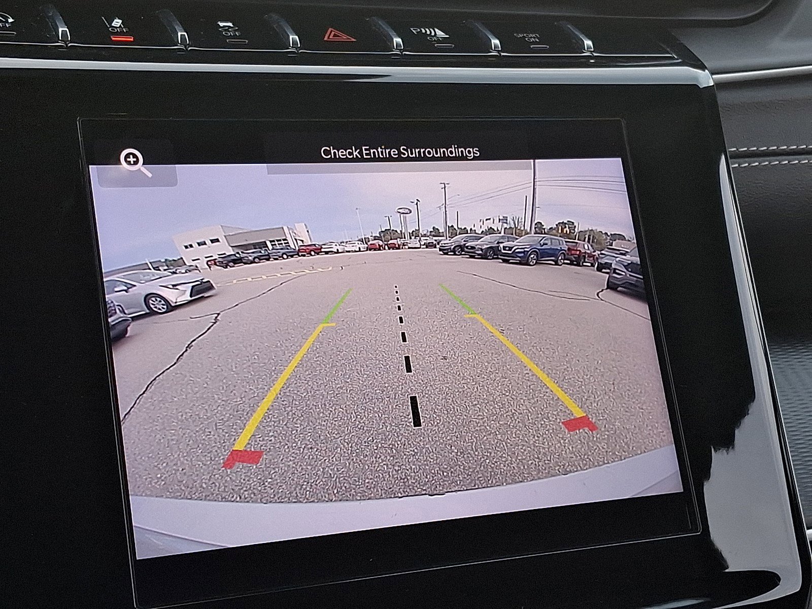 Used 2023 Jeep Grand Cherokee L Laredo image 16