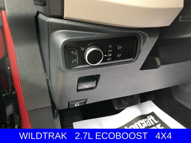 Certified 2024 Ford Bronco Wildtrak image 8