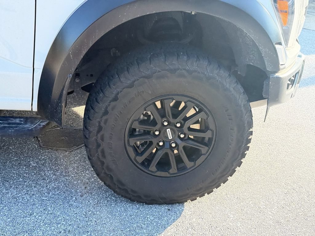 Certified 2024 Ford F150 Raptor AWD/4WD image 9