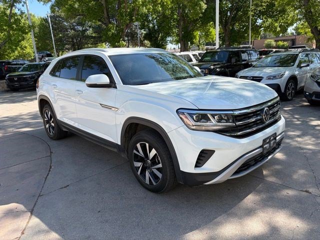 Used 2022 Volkswagen Atlas Cross Sport SE FWD image 11
