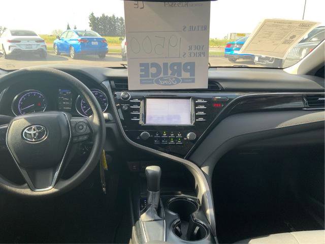 Used 2019 Toyota Camry LE image 16