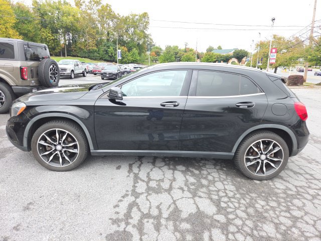 Used 2017 Mercedes-Benz GLA 250 4MATIC image 1