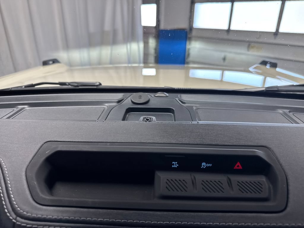 Certified 2025 Ford Bronco Outer Banks AWD/4WD image 20
