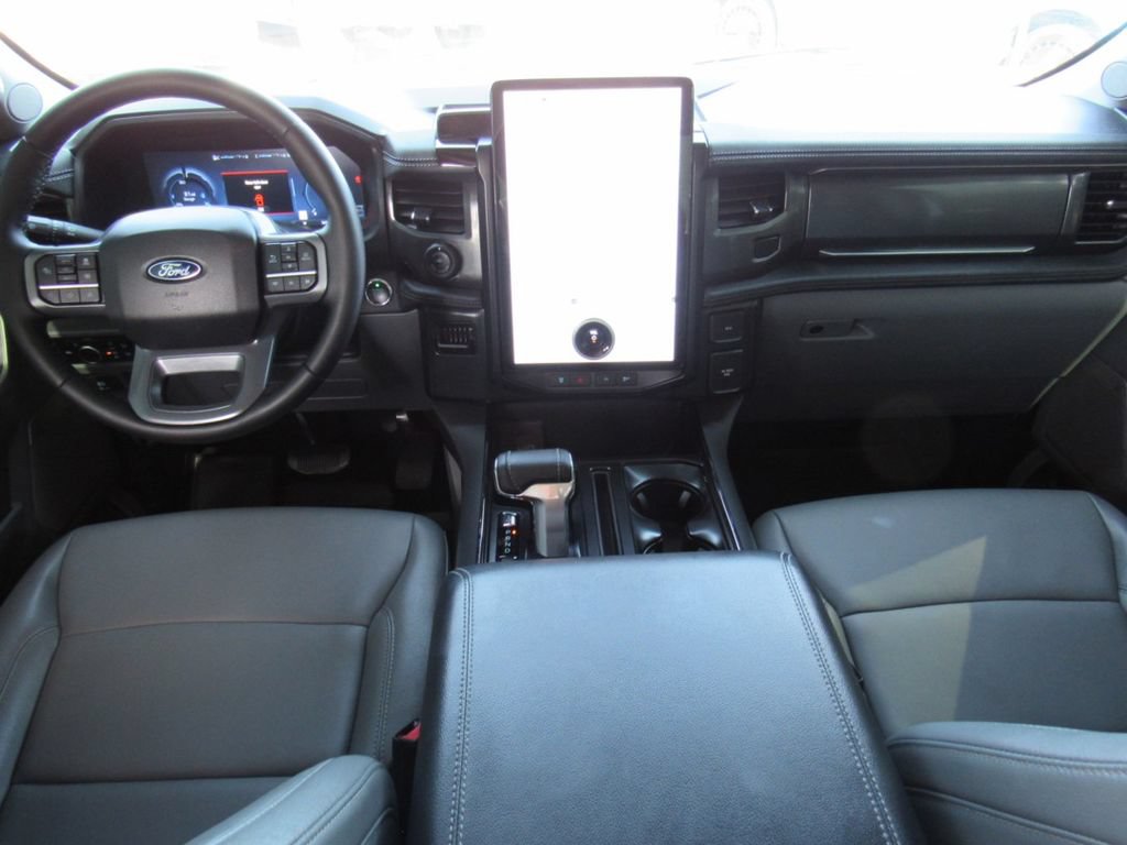 Certified 2025 Ford F150 Lightning Flash AWD/4WD image 19