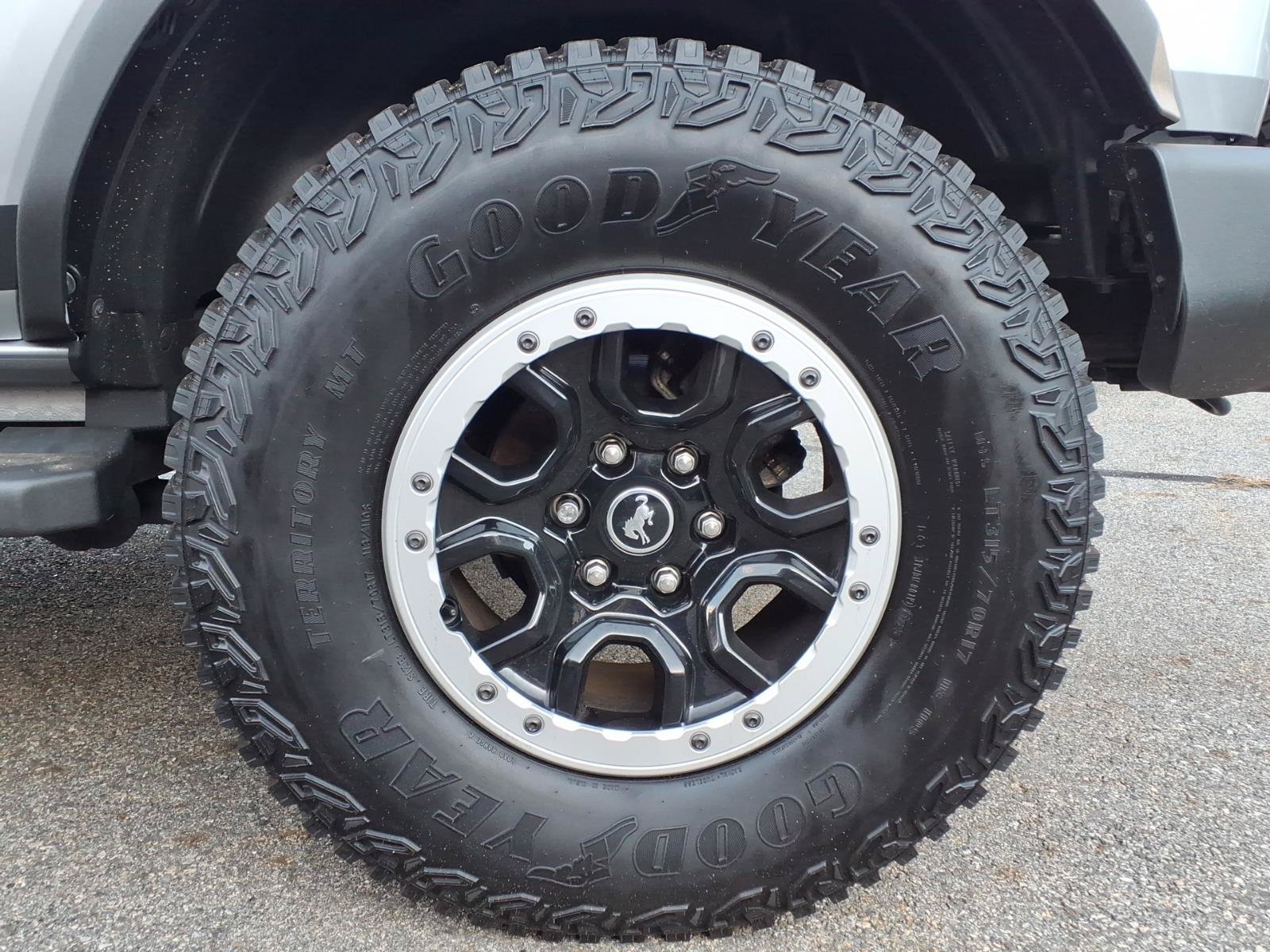 Certified 2023 Ford Bronco Big Bend w/ Sasquatch Package AWD/4WD image 10