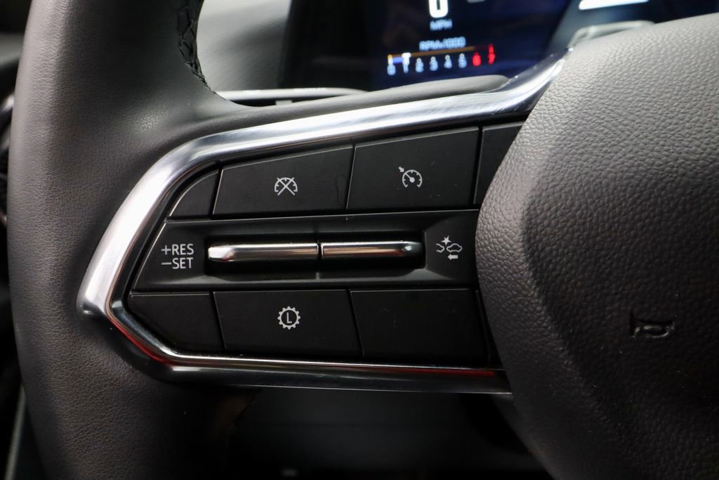 Used 2025 Chevrolet Equinox LT AWD/4WD image 26