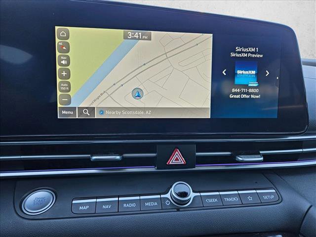 Used 2024 Hyundai Elantra SEL image 14