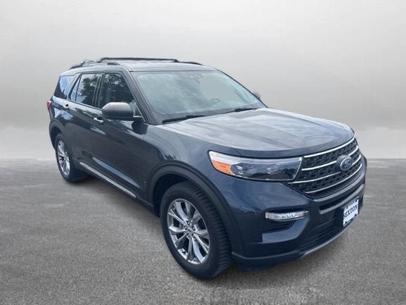 Certified 2023 Ford Explorer XLT w/ Equipment Group 202A AWD/4WD image 5
