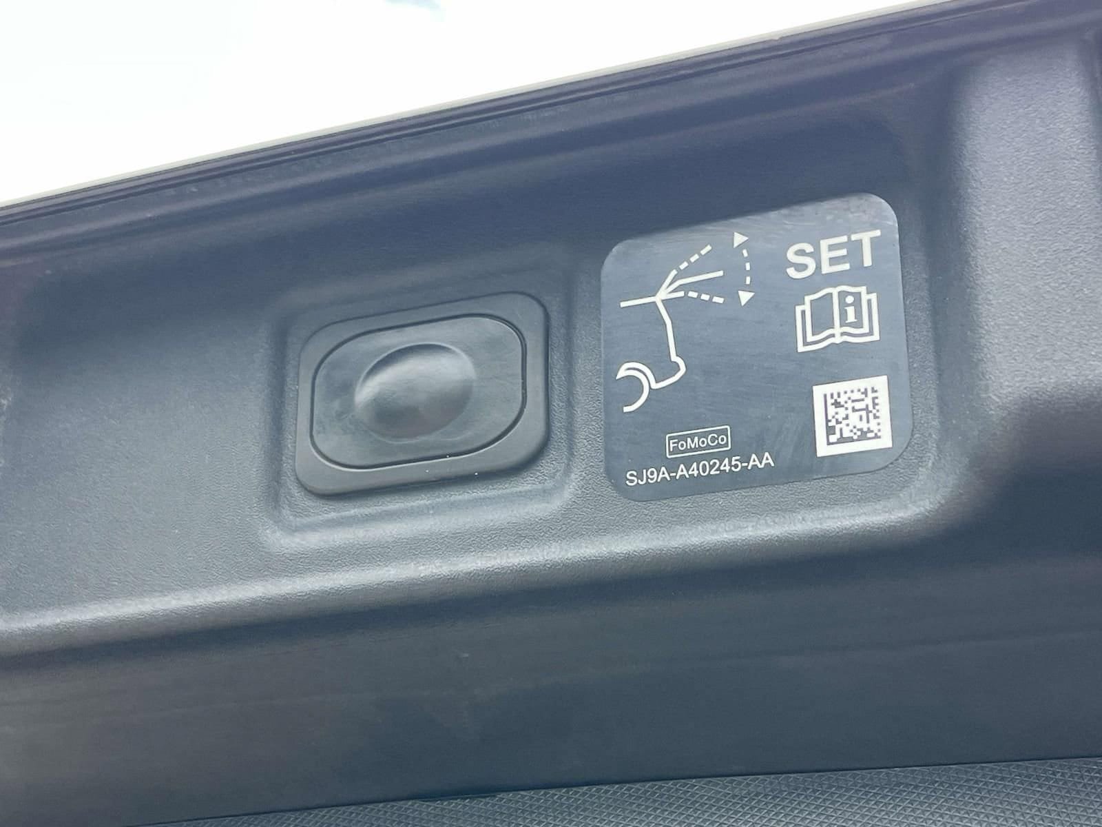 Certified 2025 Ford Mustang Mach-E Premium AWD/4WD image 11
