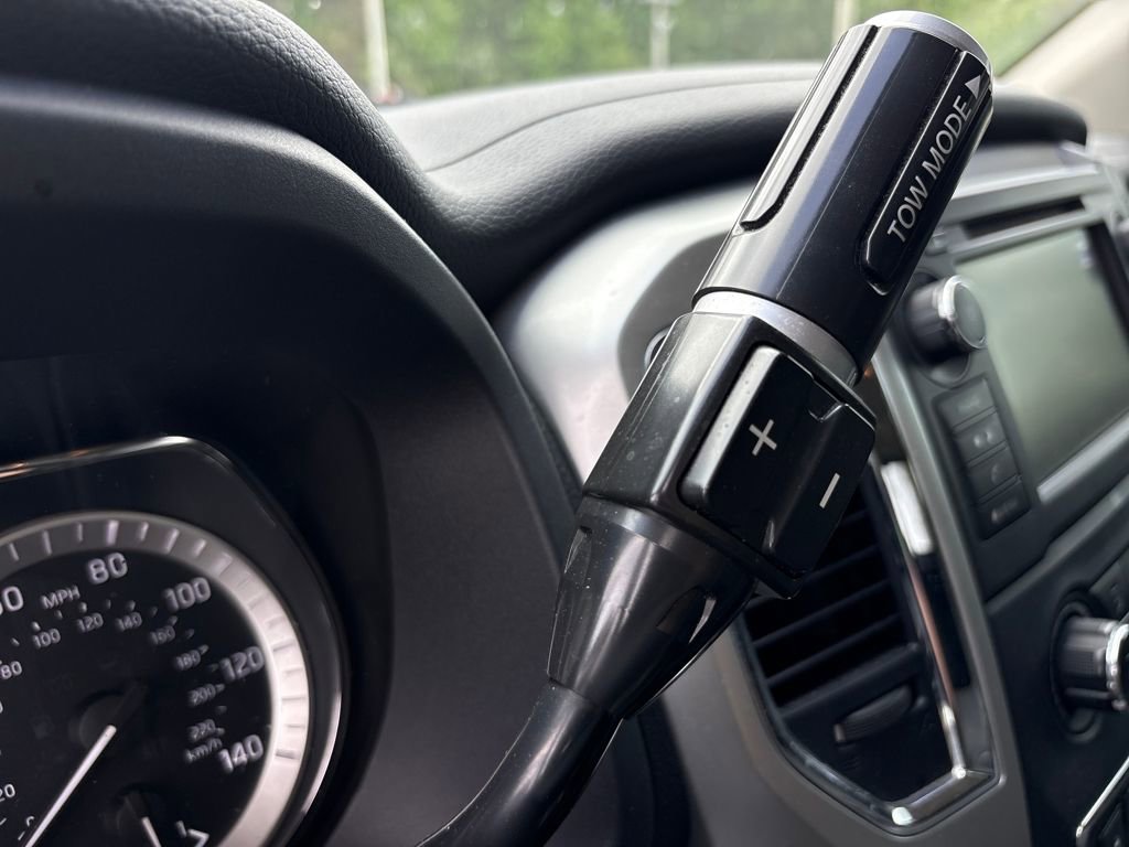 Used 2019 Nissan Titan SV RWD image 50