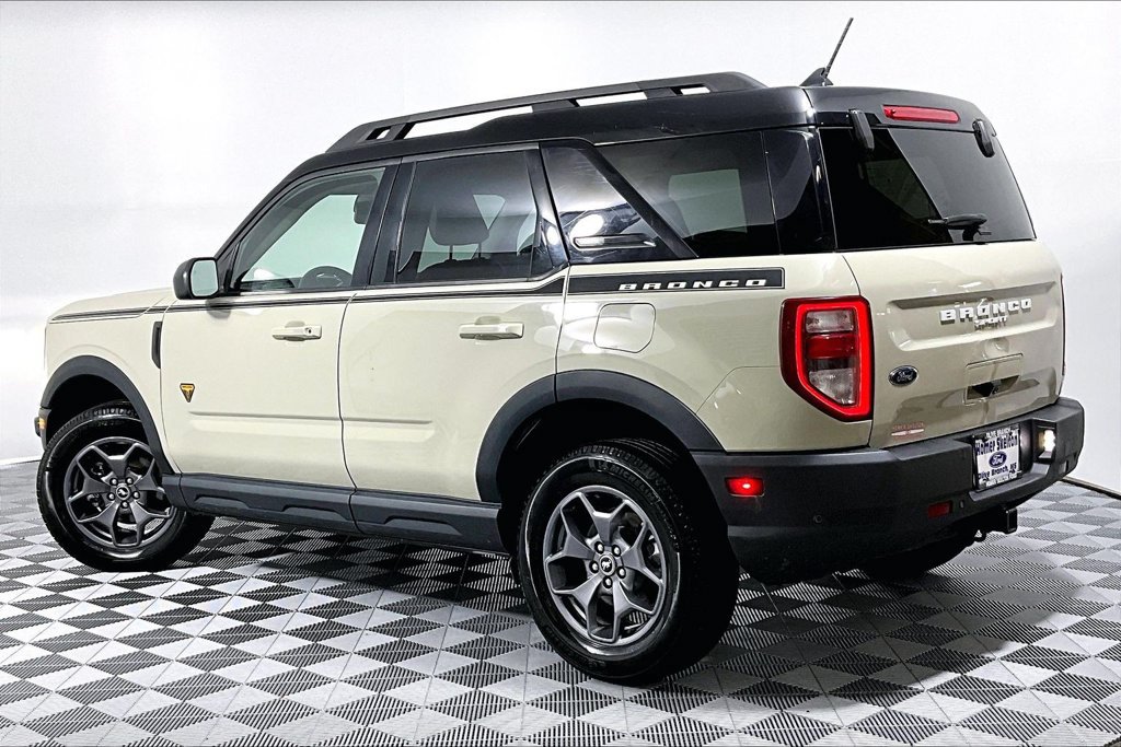 Certified 2024 Ford Bronco Sport Badlands w/ Premium Package AWD/4WD image 11