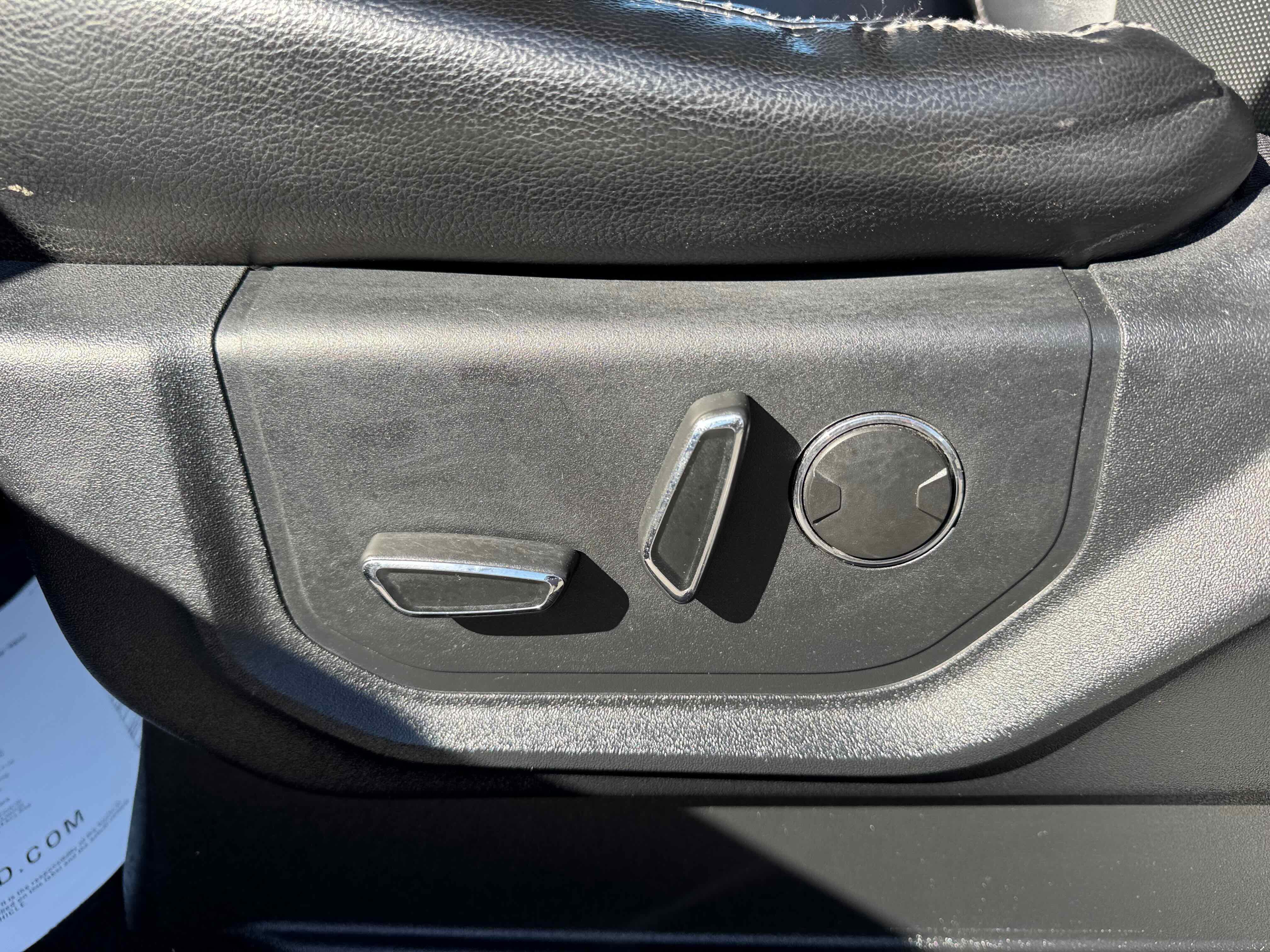 Certified 2019 Ford F350 Lariat image 17