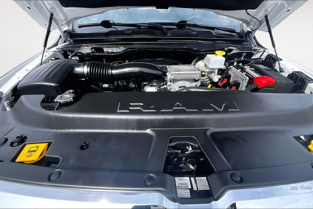 Used 2022 RAM 1500 Big Horn AWD/4WD image 9