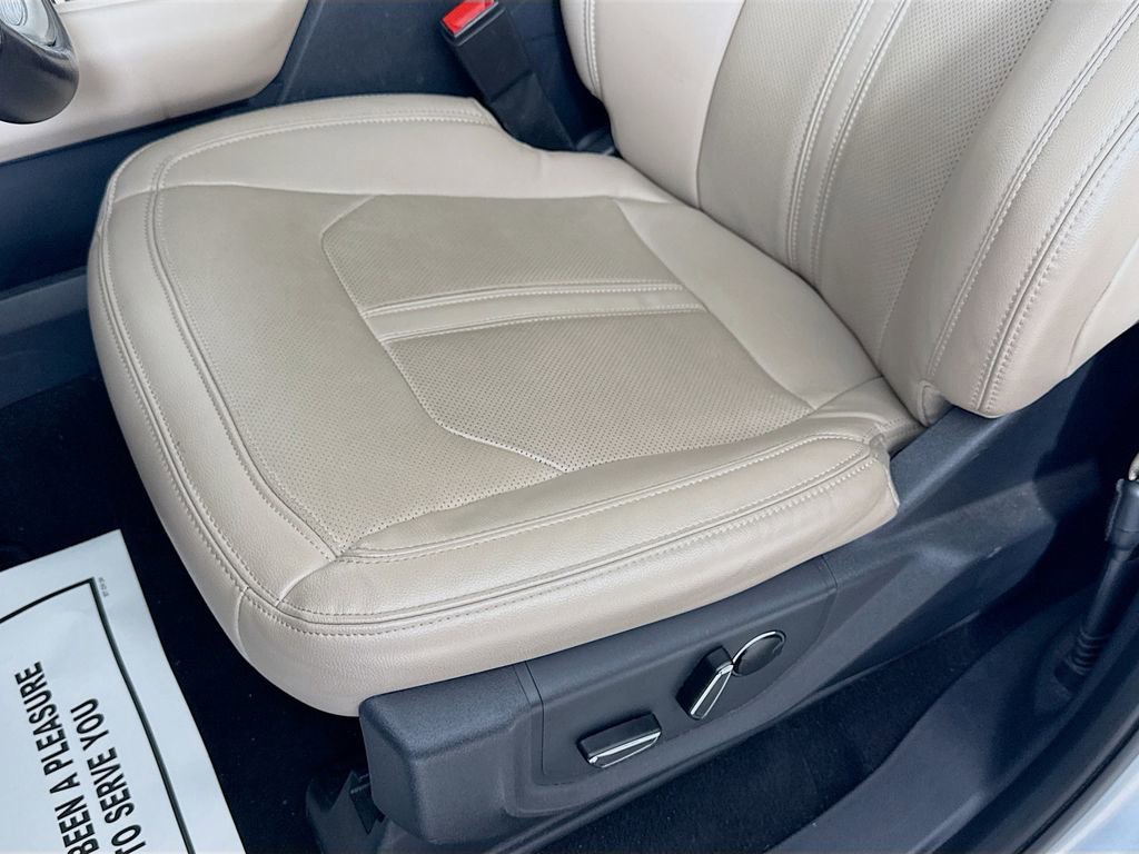 Certified 2024 Ford Expedition Limited image 14