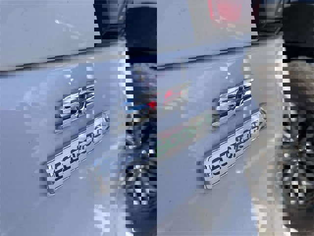 Certified 2019 Ford Escape SE image 5