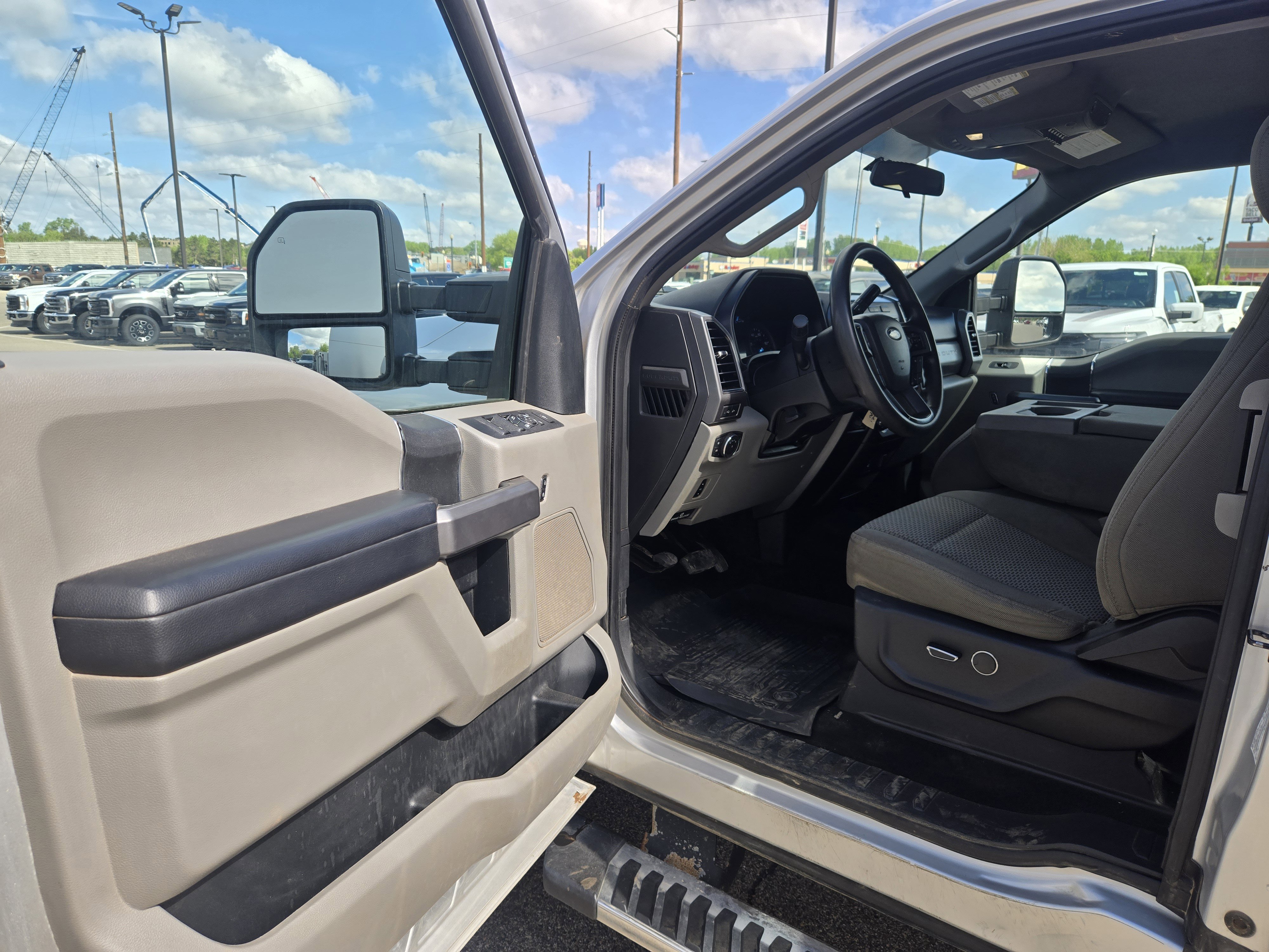 Certified 2019 Ford F250 4x4 SuperCab Super Duty image 11