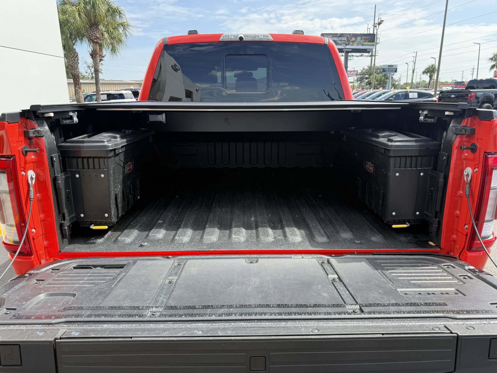 Certified 2023 Ford F150 Raptor w/ Raptor 37 Performance Package AWD/4WD image 13