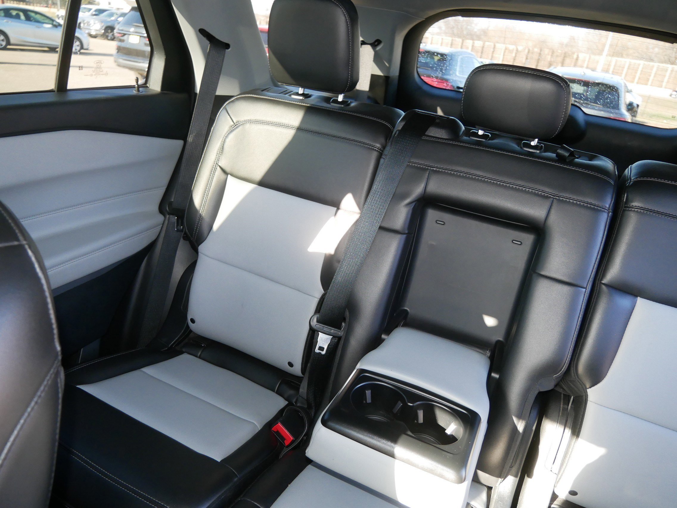 Certified 2022 Ford Explorer XLT w/ Equipment Group 202A image 12