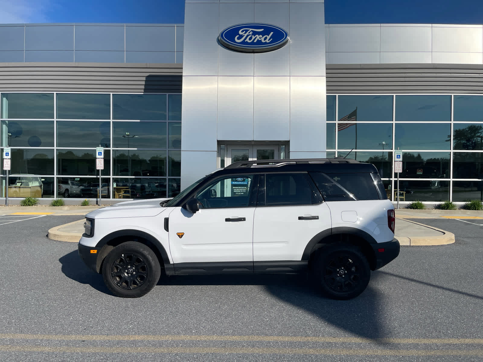 Certified 2025 Ford Bronco Sport Badlands AWD/4WD image 1