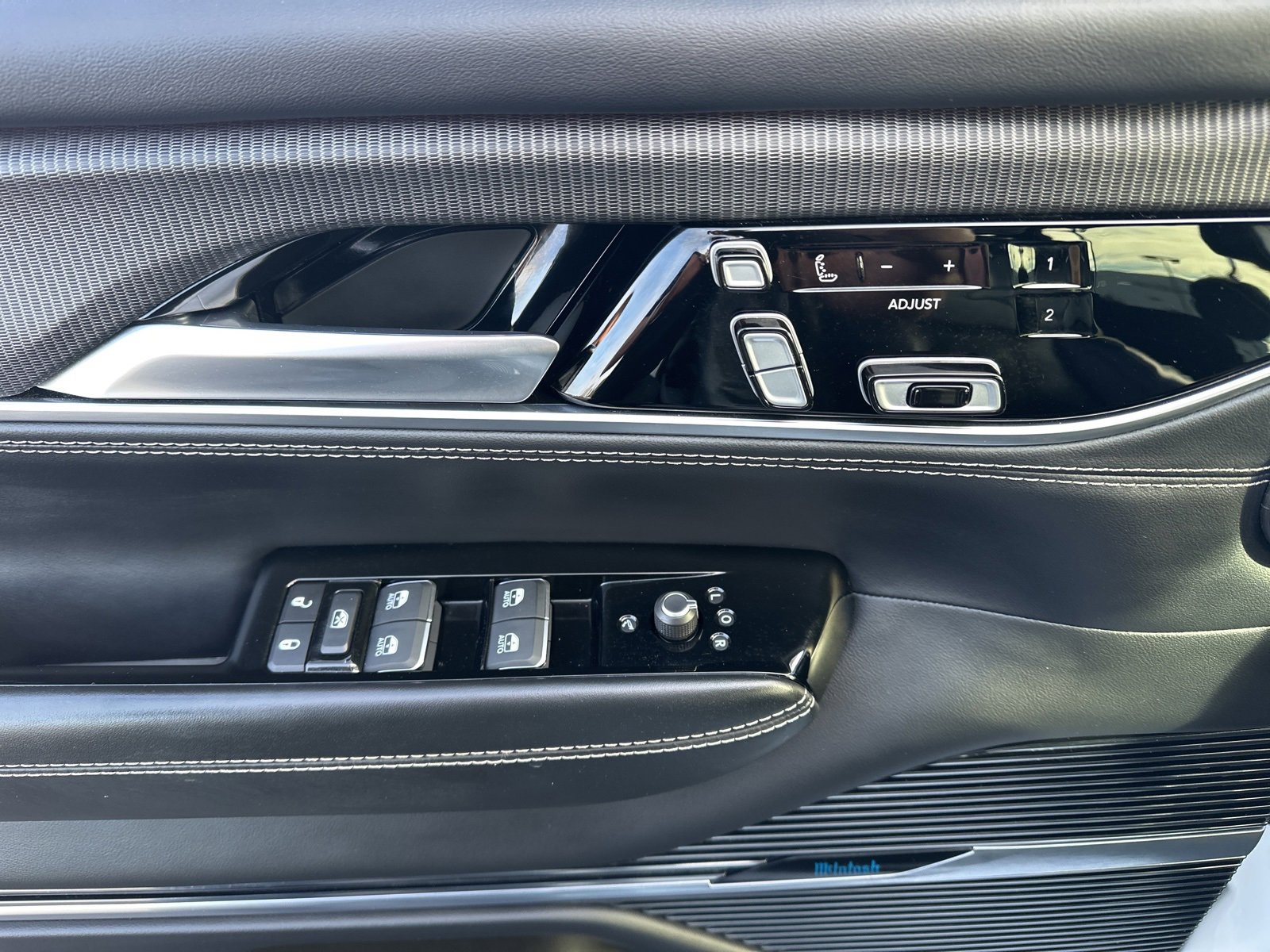 Used 2024 Jeep Grand Wagoneer Series II w/ Quick Order Packagew 28T image 20