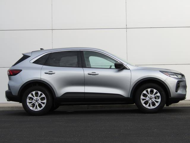 Certified 2023 Ford Escape Active w/ Tech Pack #1 AWD/4WD image 4