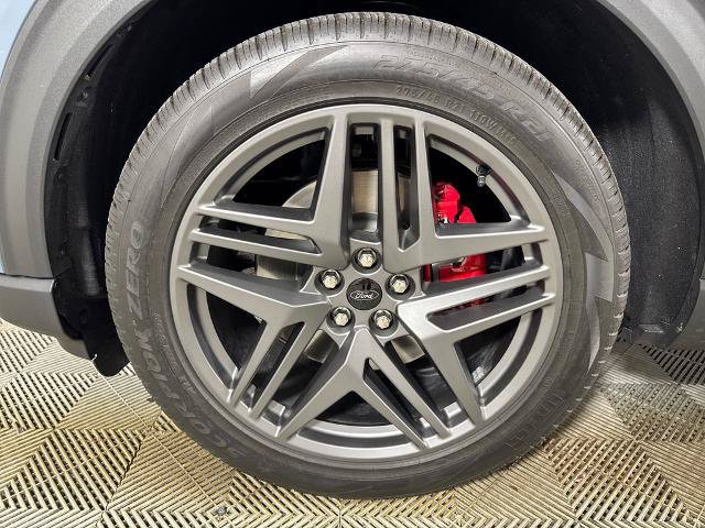 Certified 2026 Ford Explorer ST AWD/4WD image 14