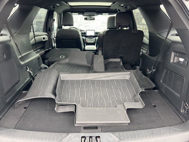 Certified 2023 Ford Explorer ST-Line w/ Class IV Trailer Tow Package image 26