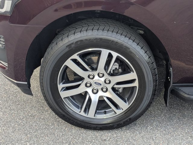 Certified 2024 Ford Expedition Max XLT image 11