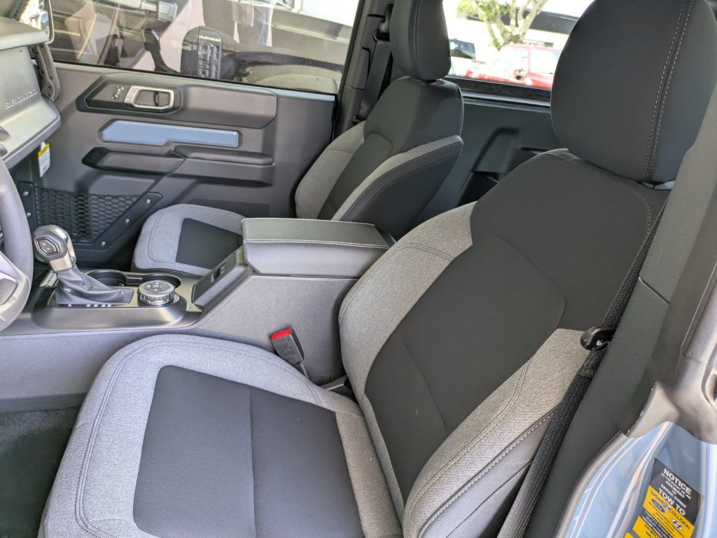 Certified 2025 Ford Bronco 2-Door AWD/4WD image 23
