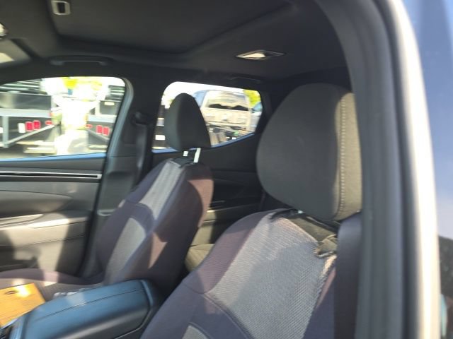 Used 2024 Hyundai Santa Cruz SEL w/ Activity Package FWD image 7