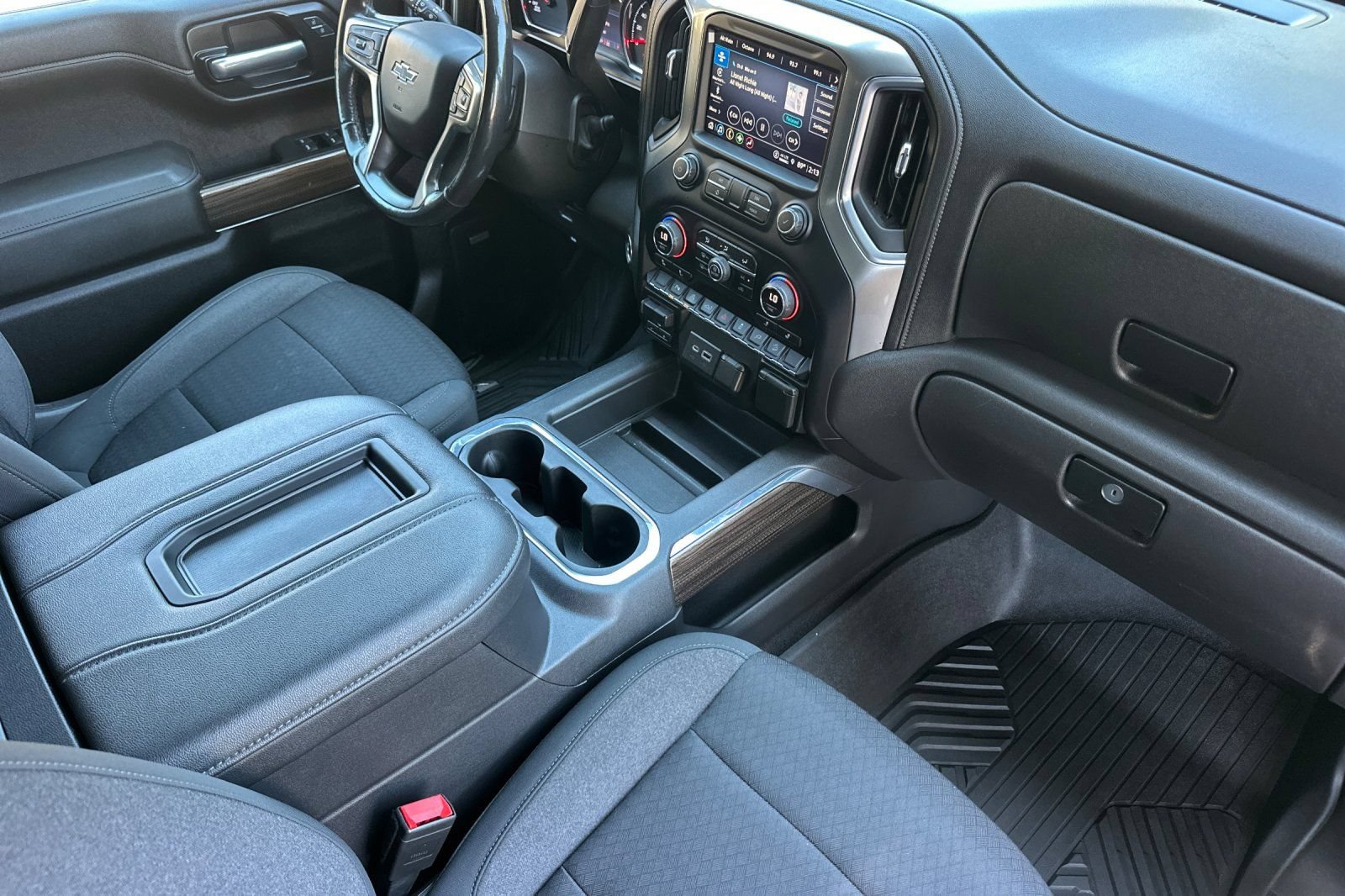 Used 2021 Chevrolet Silverado 1500 LT Trail Boss w/ Convenience Package II AWD/4WD image 18