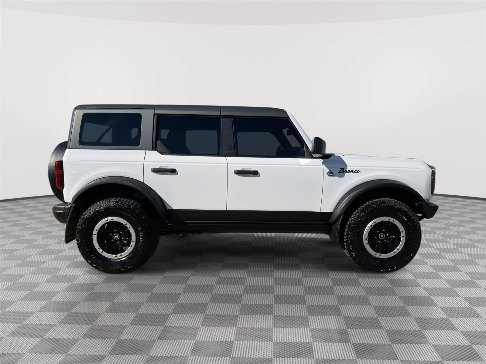 Certified 2023 Ford Bronco Black Diamond w/ Sasquatch Package AWD/4WD image 7