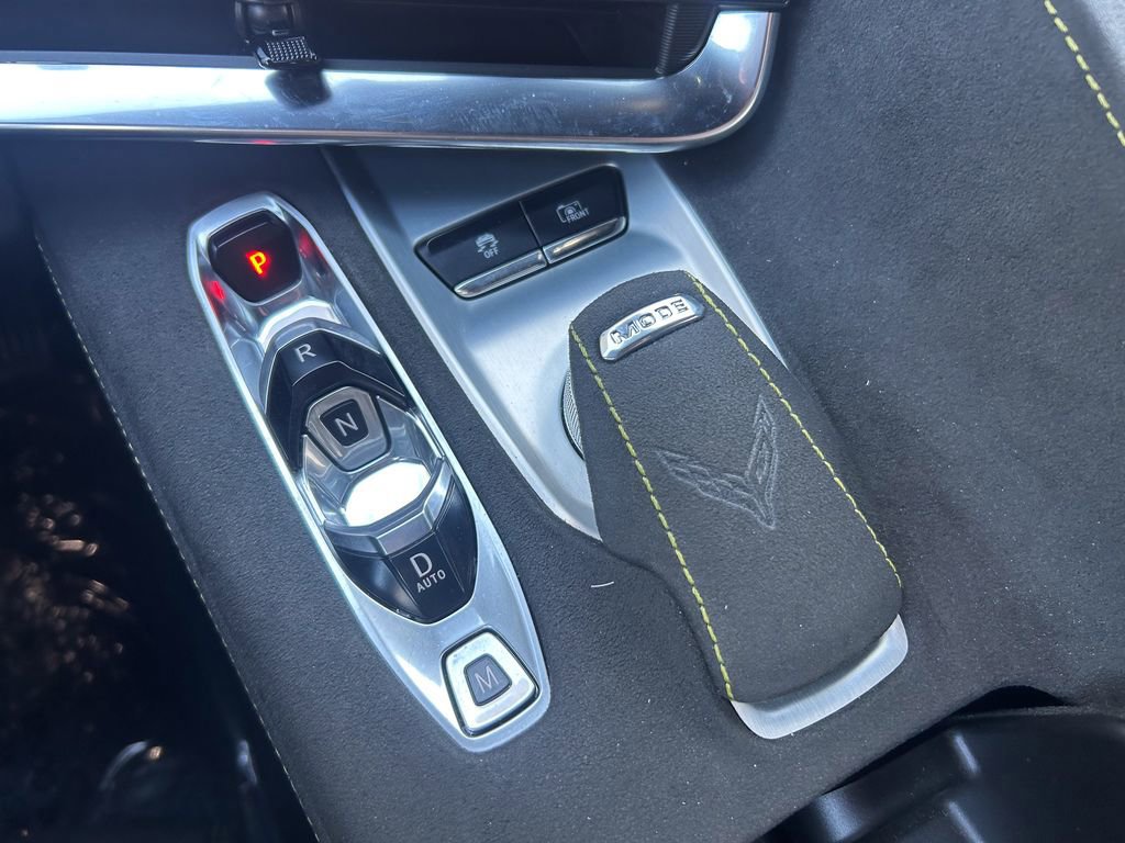 Used 2021 Chevrolet Corvette Stingray Premium Cpe w/ Z51 Performance Package image 26