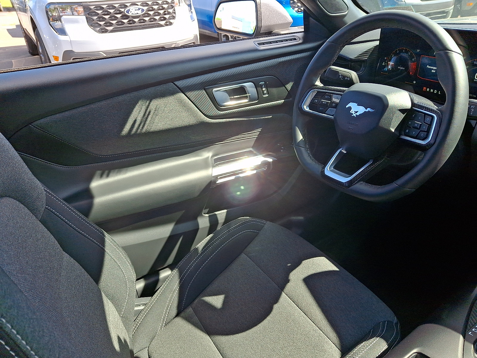 Certified 2025 Ford Mustang Coupe RWD image 14