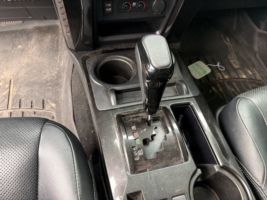 Used 2019 Toyota 4Runner Limited AWD/4WD image 25