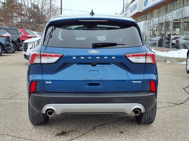 Certified 2022 Ford Escape SE w/ Convenience Package image 2
