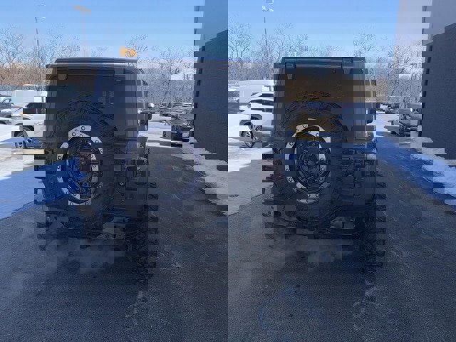 Used 2020 Jeep Wrangler Unlimited Sahara w/ Dual Top Group image 17