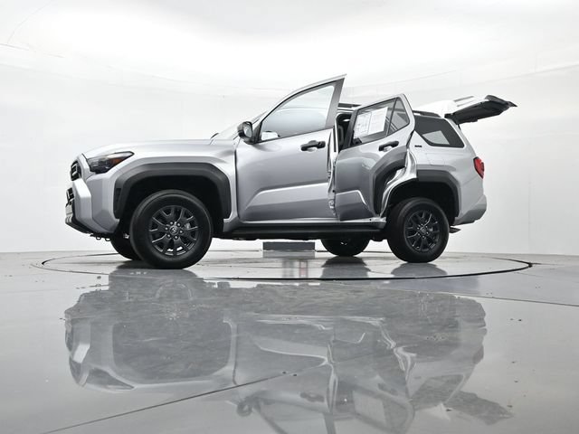 Used 2025 Toyota 4Runner SR5 AWD/4WD image 55