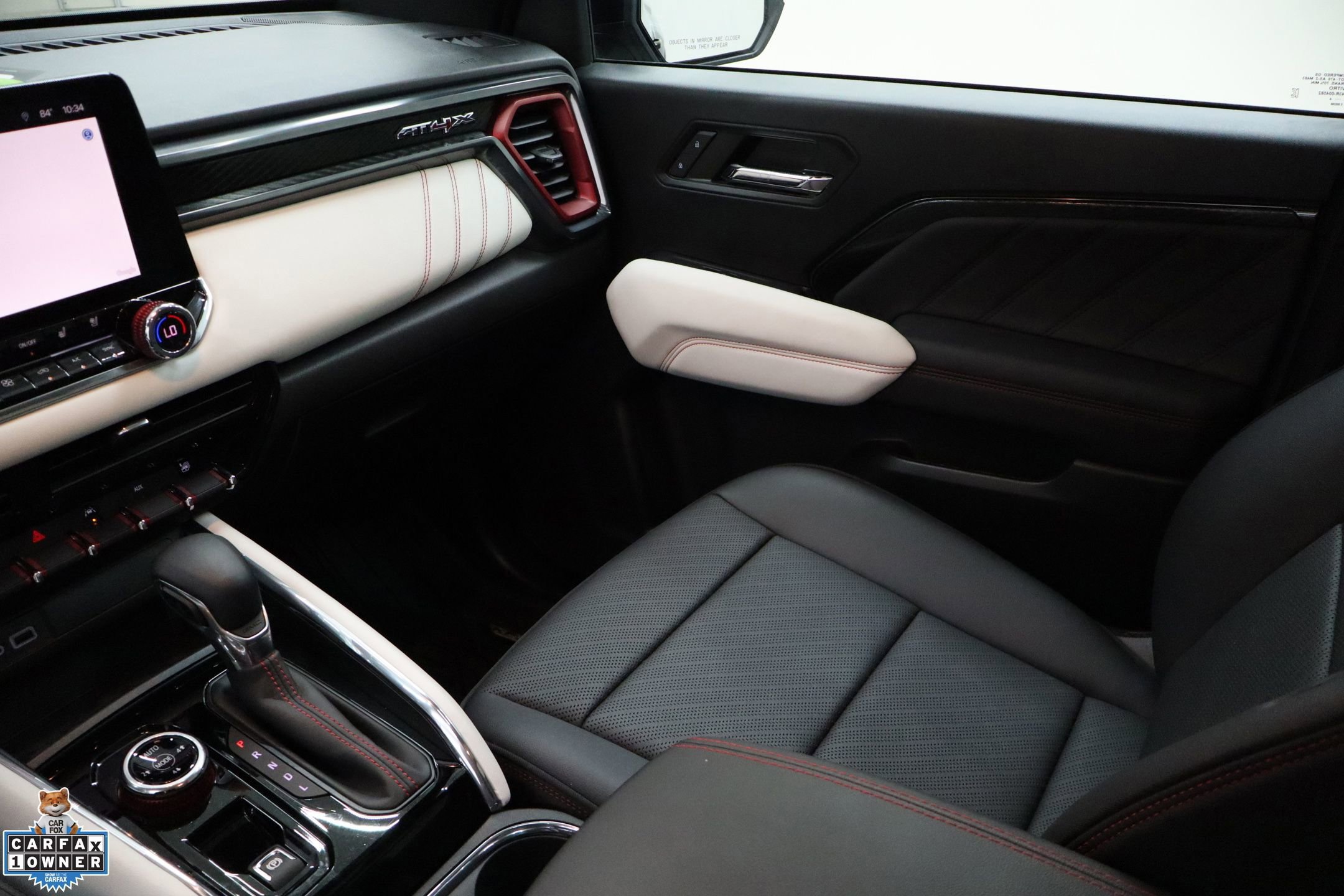 Used 2024 GMC Canyon AT4X image 24