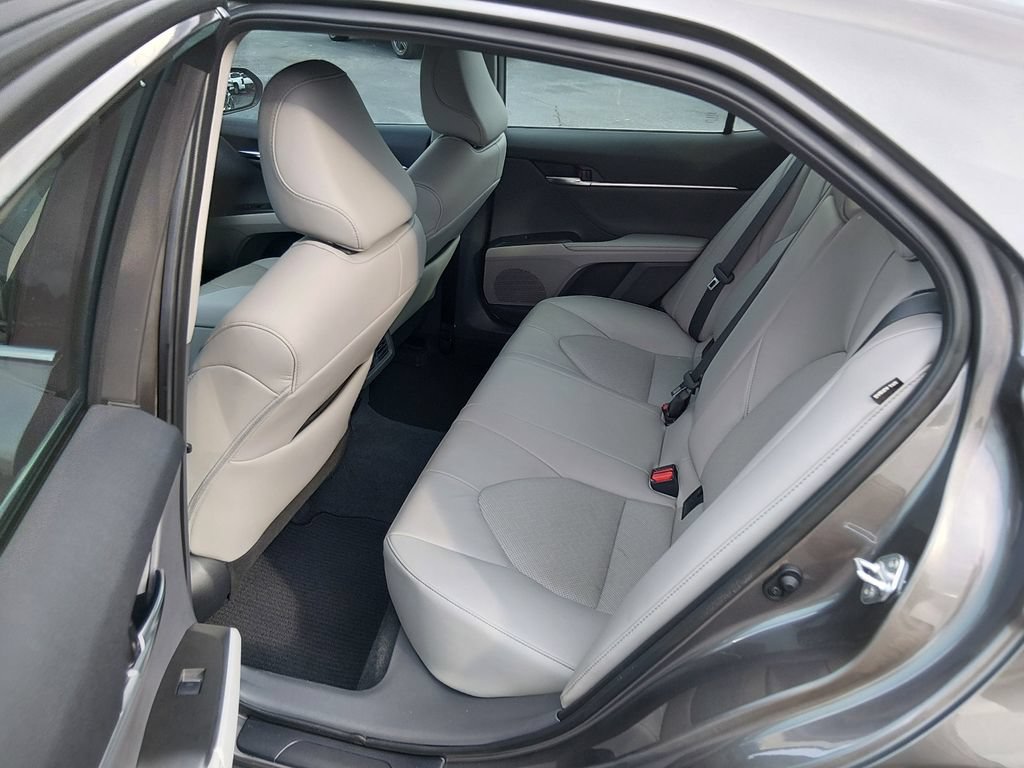 Used 2024 Toyota Camry XLE FWD image 14