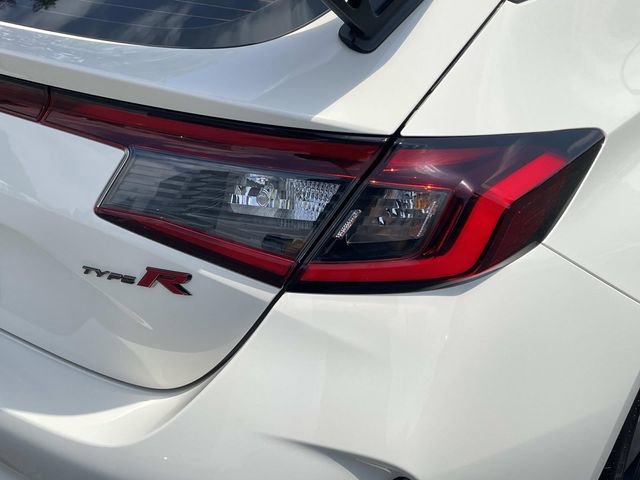 Used 2023 Honda Civic Type R image 7