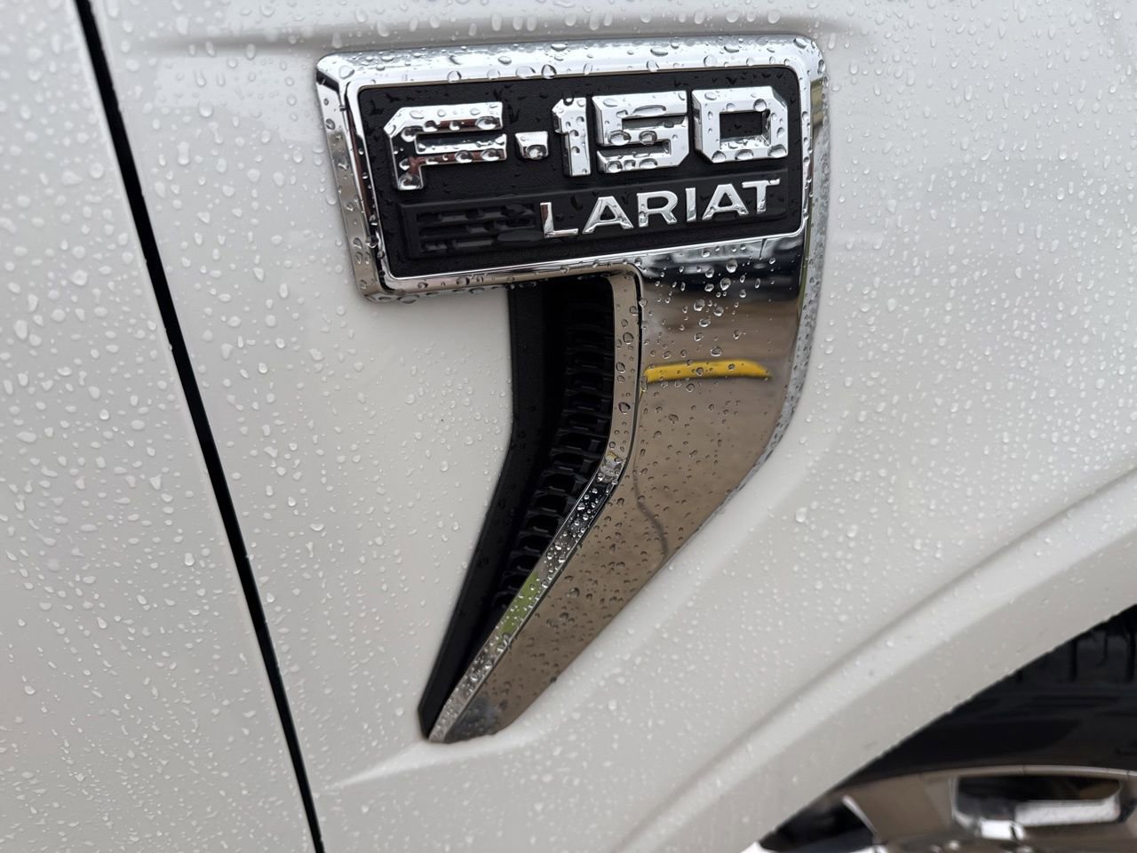 Certified 2023 Ford F150 Lariat w/ FX4 Off-Road Package AWD/4WD image 15