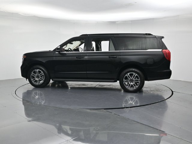 Certified 2025 Ford Expedition Max Active AWD/4WD image 7