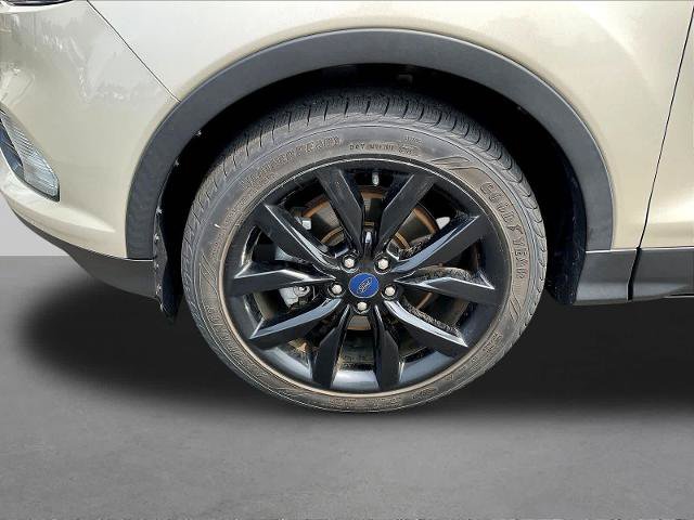 Certified 2018 Ford Escape SE w/ SE Sport Appearance Package AWD/4WD image 35
