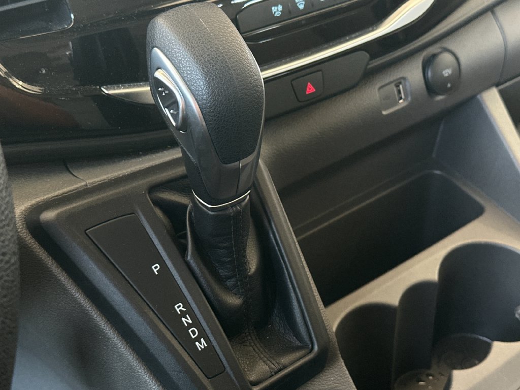 Certified 2025 Ford Transit 350 XLT RWD image 22
