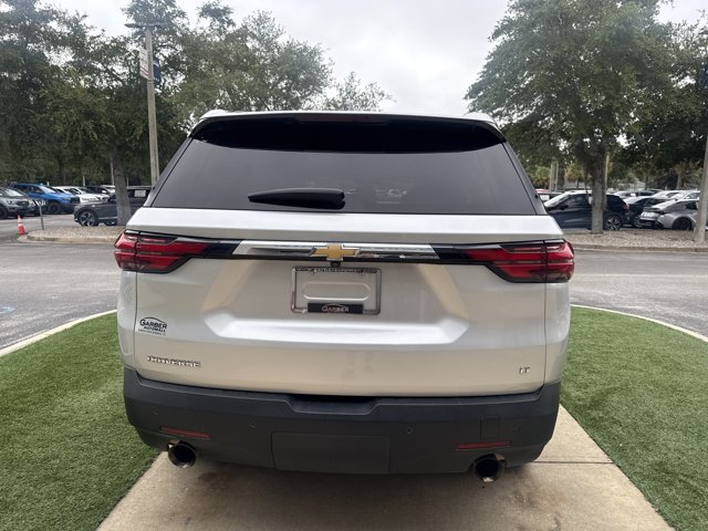 Used 2022 Chevrolet Traverse LT FWD image 4