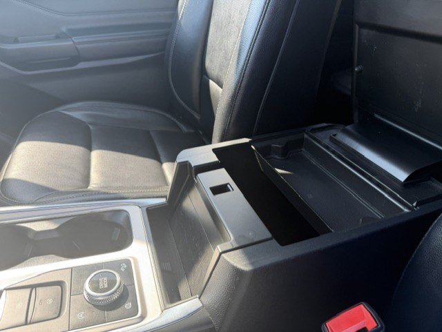 Certified 2020 Ford Explorer XLT w/ Equipment Group 202A AWD/4WD image 25