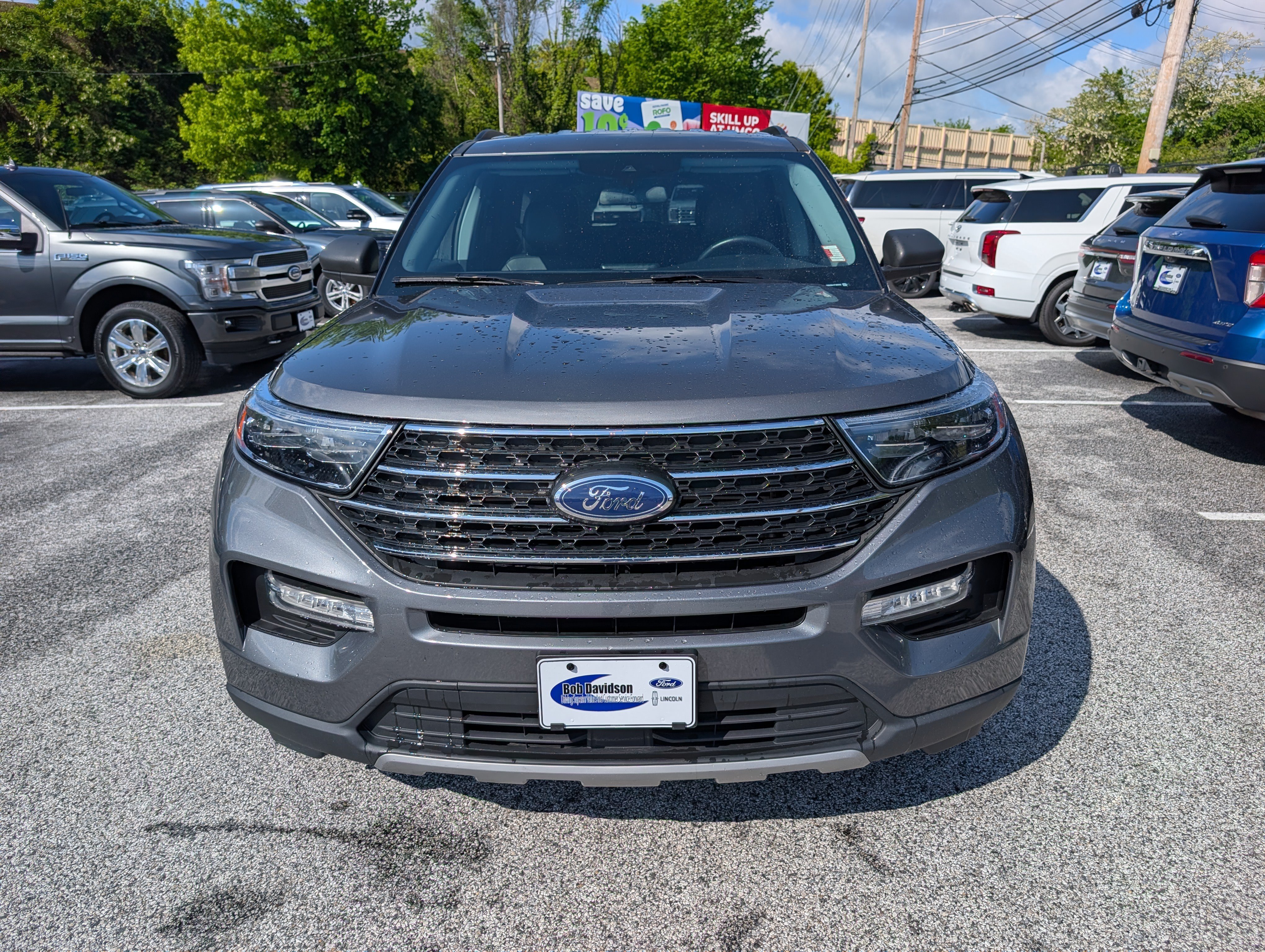 Certified 2023 Ford Explorer XLT w/ Equipment Group 202A AWD/4WD image 10
