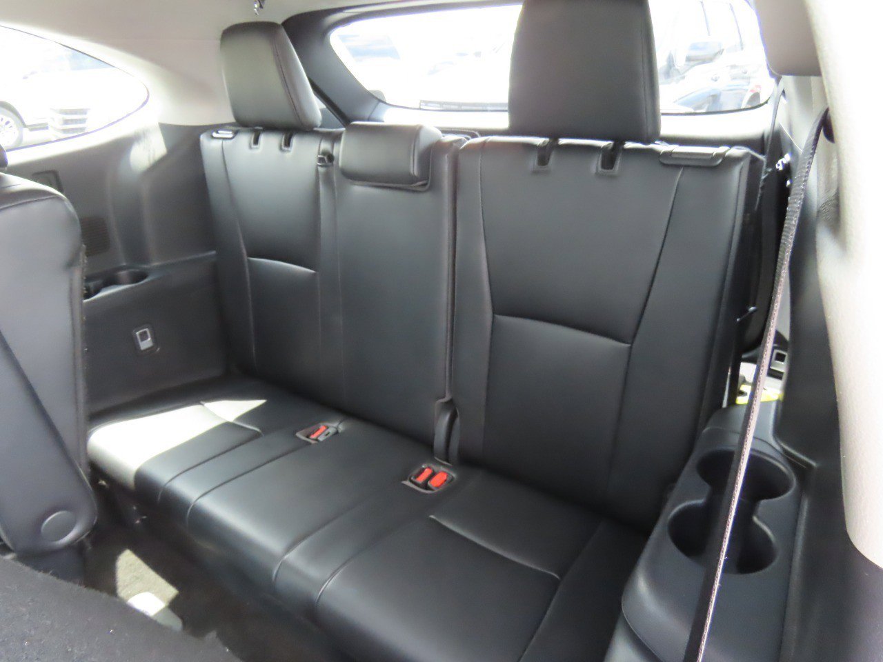 Used 2023 Toyota Highlander XLE FWD image 20