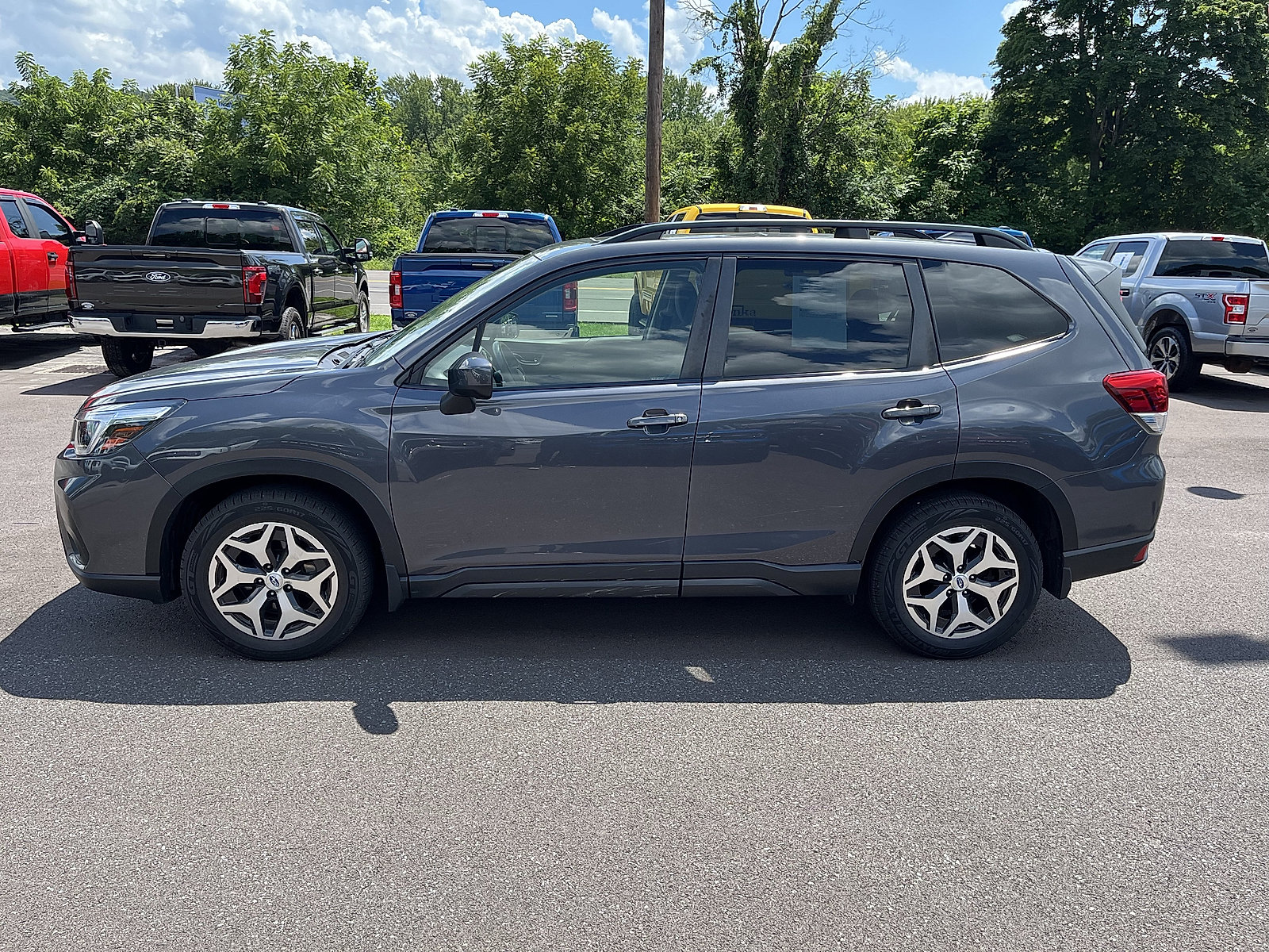 Used 2021 Subaru Forester Premium w/ Popular Package #1 AWD/4WD image 4